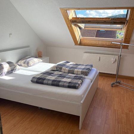 Eigene Wohnung Im Dreifamilienhaus Oberstenfeld Екстериор снимка