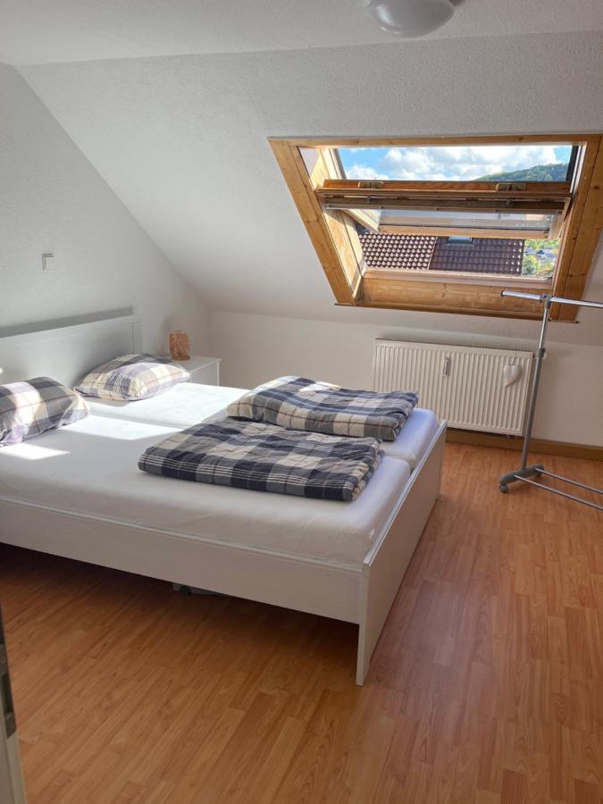 Eigene Wohnung Im Dreifamilienhaus Oberstenfeld Екстериор снимка